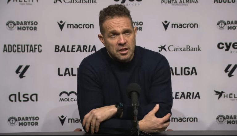 Lee más sobre el artículo El Valladolid, que no levanta cabeza desde que ganó en Ceuta, destituye a Tevenet