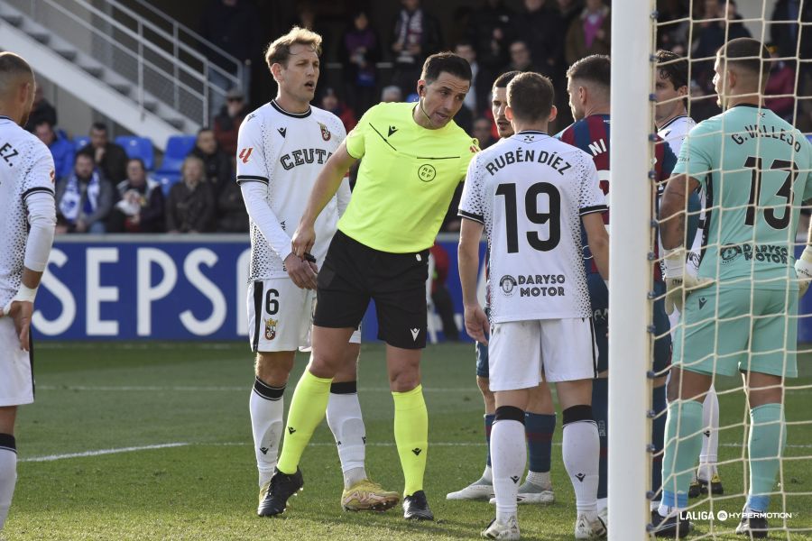 El alicantino Saúl Ais Reig dirigirá el Ceuta-Valladolid